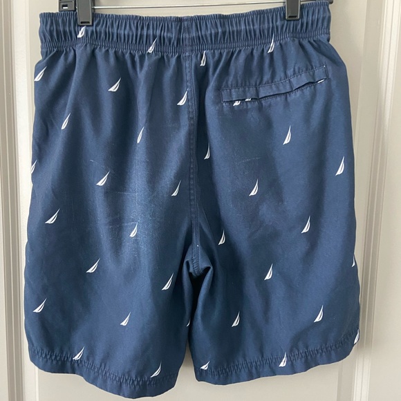 NAUTICA SWIM SHORTS SIZE MEDIUM - Picture 2 of 5